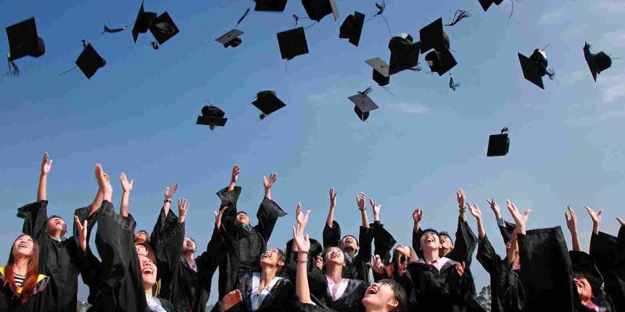 Kuliah Online Malaysia: Menyongsong Era Pendidikan Jarak Jauh dengan Inovasi Teknologi