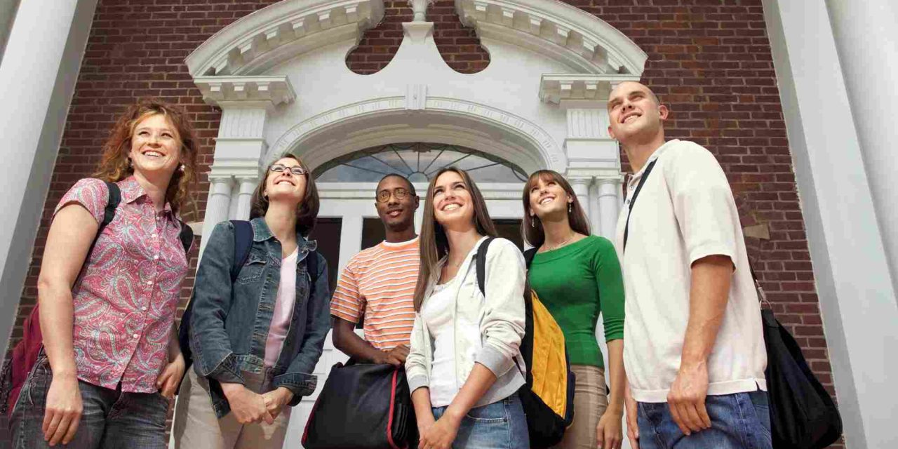 Kuliah di Kuala Lumpur: Peluang Belajar dan Berkarier di Ibukota Malaysia