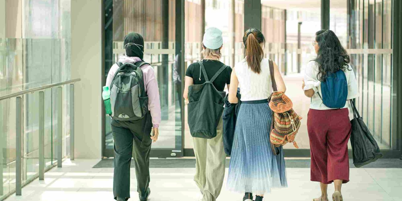 Beasiswa SEMESTA 2025 Kapan Dibuka untuk Bidang IT