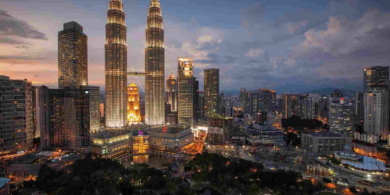Perbandingan Kuliah Malaysia vs Indonesia, Mana yang Lebih Tepat untuk Anda?